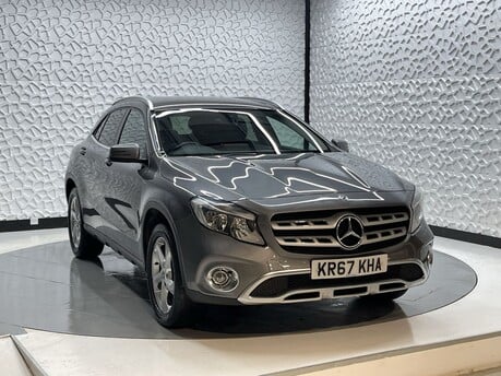 Mercedes-Benz GLA GLA 200 D SPORT