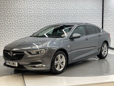 Vauxhall Insignia SRI NAV 3