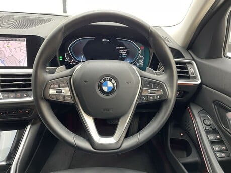 BMW 3 Series 330E SE PRO 18