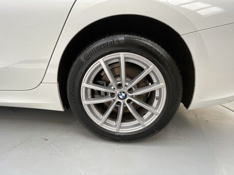 BMW 3 Series 330E SE PRO 42