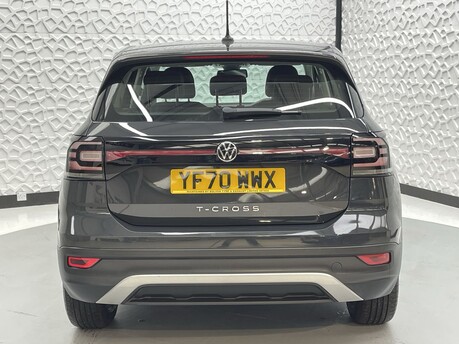 Volkswagen T-Cross S TSI 6