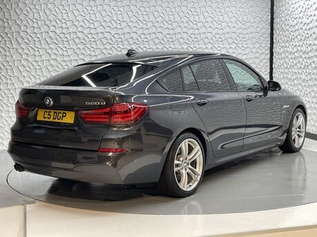 BMW 5 Series 520D M SPORT GRAN TURISMO 7