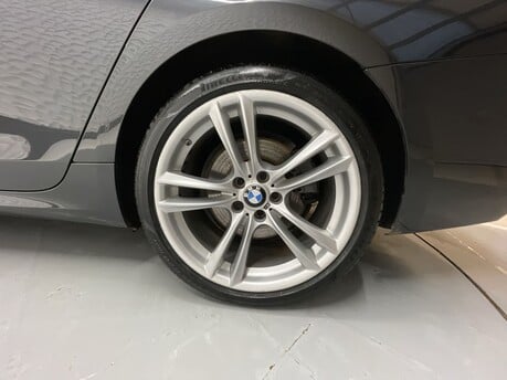 BMW 5 Series 520D M SPORT GRAN TURISMO 43