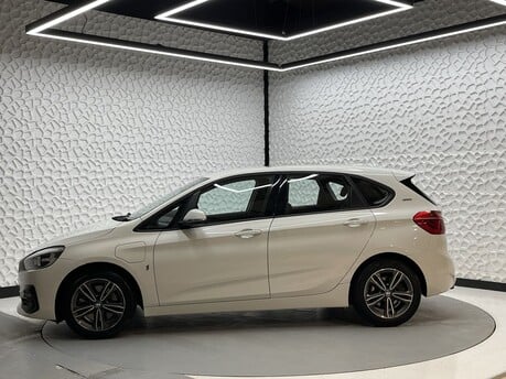 BMW 2 Series 225XE SPORT ACTIVE TOURER 4