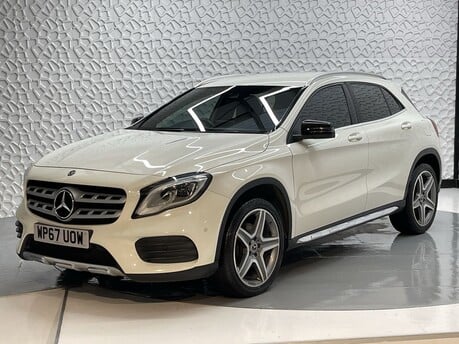 Mercedes-Benz GLA GLA 220 D 4MATIC AMG LINE PREMIUM 3