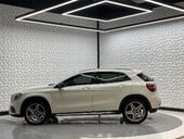 Mercedes-Benz GLA GLA 220 D 4MATIC AMG LINE PREMIUM 4