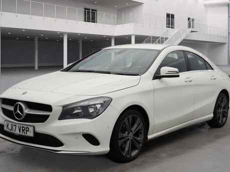 Mercedes-Benz CLA Class CLA 180 SPORT 7