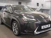 Lexus Ux 300E 1