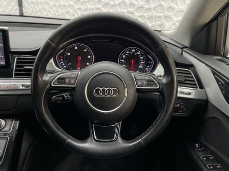 Audi A8 TDI QUATTRO BLACK EDITION 18