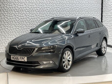 Skoda Superb SE L EXECUTIVE TDI DSG 3