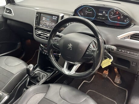 Peugeot 2008 ALLURE PREMIUM 10