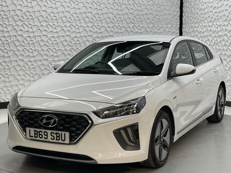 Hyundai IONIQ FIRST EDITION MHEV 3