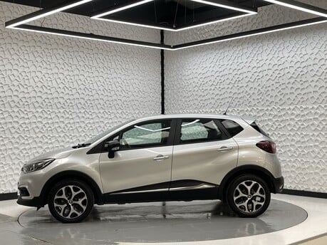 Renault Captur DYNAMIQUE NAV TCE 4