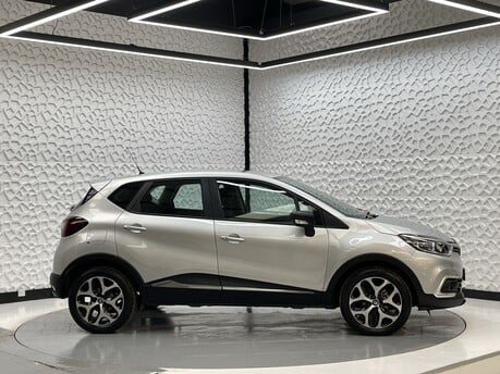 Renault Captur DYNAMIQUE NAV TCE 8