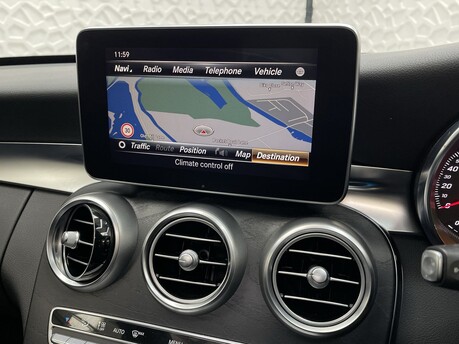 Mercedes-Benz C Class C 220 D 4MATIC AMG LINE PREMIUM PLUS 27
