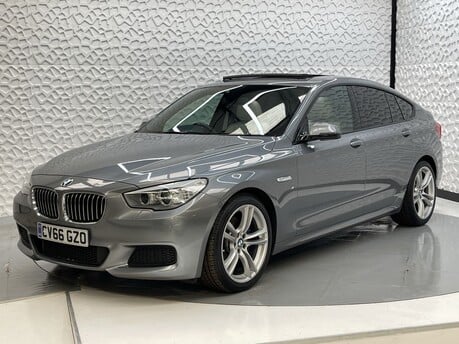 BMW 5 Series 520D M SPORT GRAN TURISMO 3