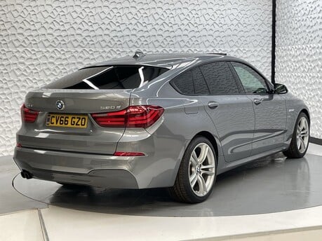 BMW 5 Series 520D M SPORT GRAN TURISMO 7