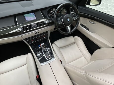 BMW 5 Series 520D M SPORT GRAN TURISMO 14