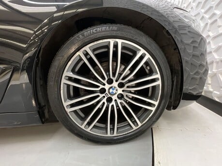 BMW 5 Series 520I M SPORT TOURING 45