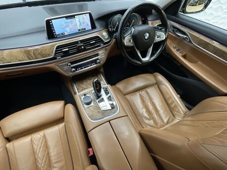 BMW 7 Series 740E EXCLUSIVE 14