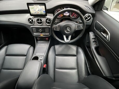 Mercedes-Benz GLA GLA 220 D 4MATIC SPORT EXECUTIVE 15