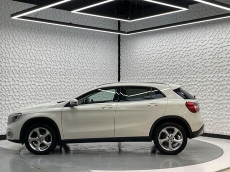 Mercedes-Benz GLA GLA 220 D 4MATIC SPORT EXECUTIVE 19