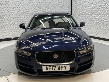 Jaguar XE PRESTIGE INGENIUM 2