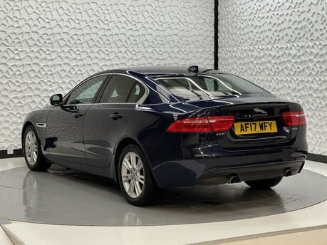 Jaguar XE PRESTIGE INGENIUM 5