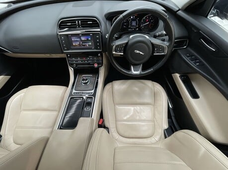 Jaguar XE PRESTIGE INGENIUM 13