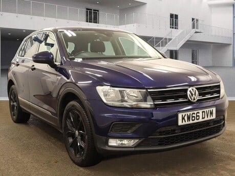 Volkswagen Tiguan SE NAVIGATION TDI BMT 4MOTION DSG 1