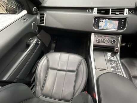 Land Rover Range Rover Sport SDV6 HSE DYNAMIC 15