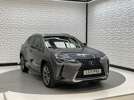 Lexus Ux 300E