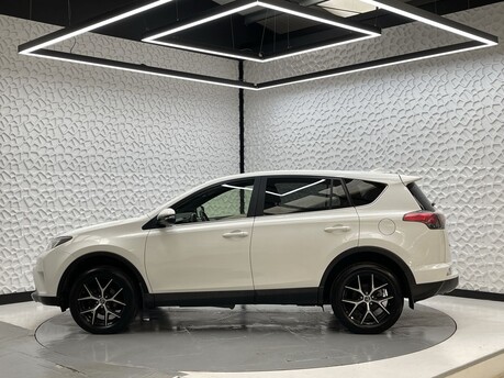 Toyota Rav4 VVT-I ICON AWD TSS 4