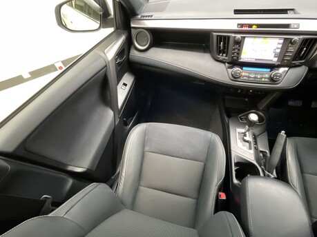 Toyota Rav4 VVT-I ICON AWD TSS 15