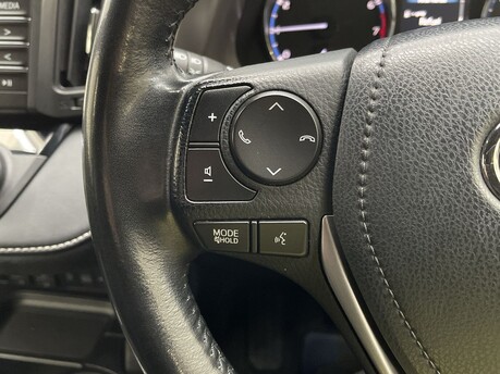 Toyota Rav4 VVT-I ICON AWD TSS 19
