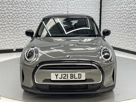 Mini Hatch COOPER CLASSIC 2