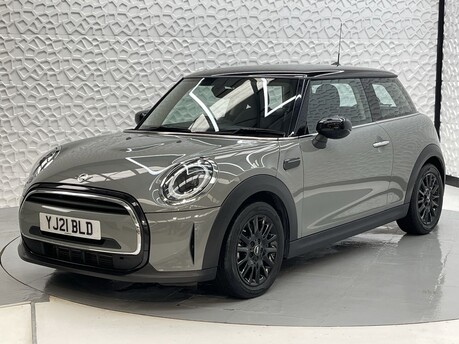 Mini Hatch COOPER CLASSIC 3