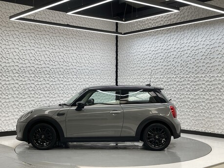 Mini Hatch COOPER CLASSIC 4