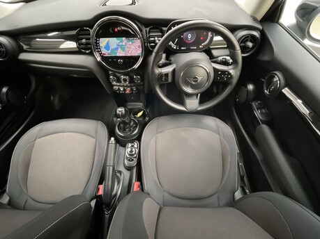 Mini Hatch COOPER CLASSIC 13
