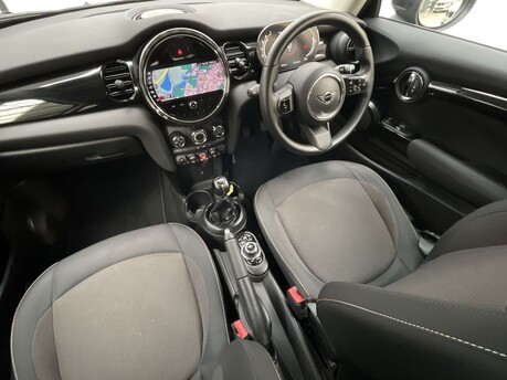 Mini Hatch COOPER CLASSIC 14