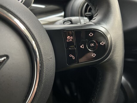 Mini Hatch COOPER CLASSIC 20
