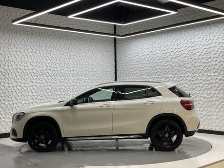 Mercedes-Benz GLA GLA 220 D 4MATIC AMG LINE PREMIUM 4