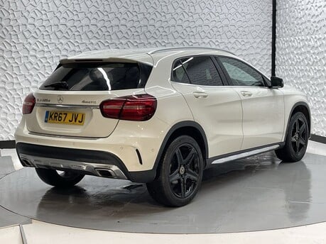 Mercedes-Benz GLA GLA 220 D 4MATIC AMG LINE PREMIUM 7