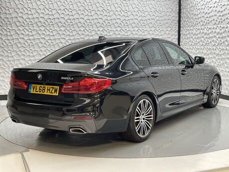 BMW 5 Series 520D M SPORT 7