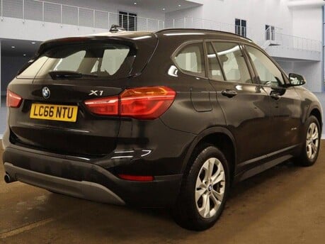 BMW X1 SDRIVE18D SE 11