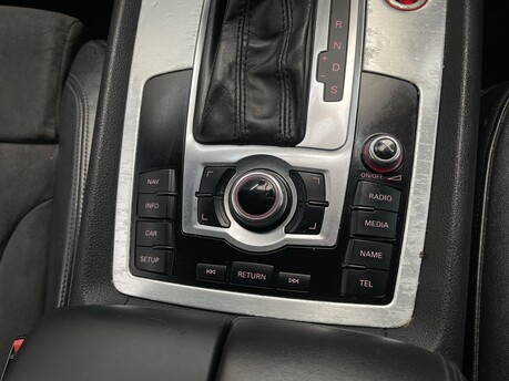 Audi Q7 TDI QUATTRO S LINE 30