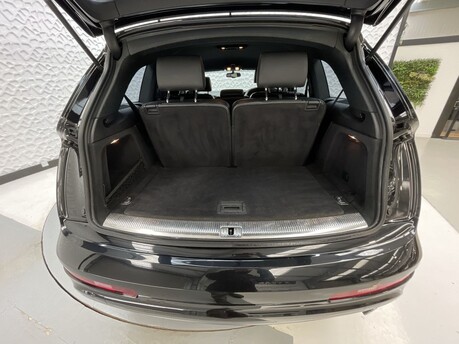 Audi Q7 TDI QUATTRO S LINE 35