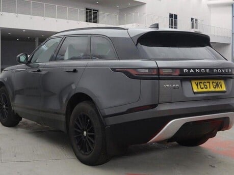 Land Rover Range Rover Velar CORE 10