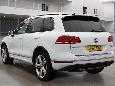 Volkswagen Touareg V6 R-LINE PLUS TDI BLUEMOTION TECHNOLOGY 8