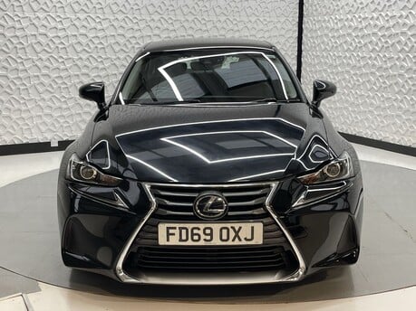 Lexus Is 300H 2